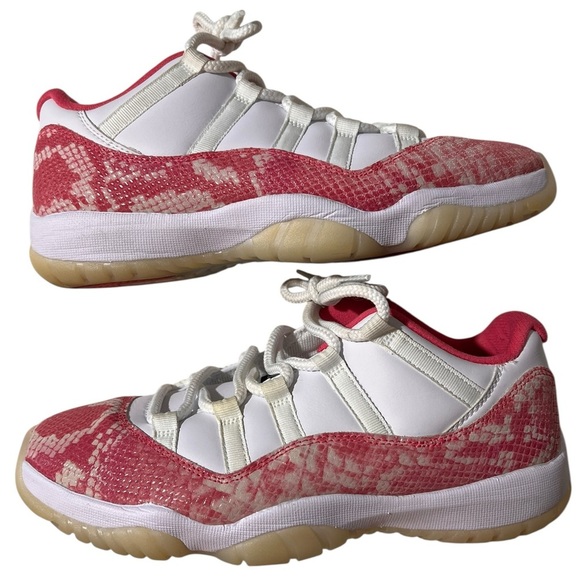Women's Air Jordan 11 Retro Low, size 9.5 - Picture 15 of 15